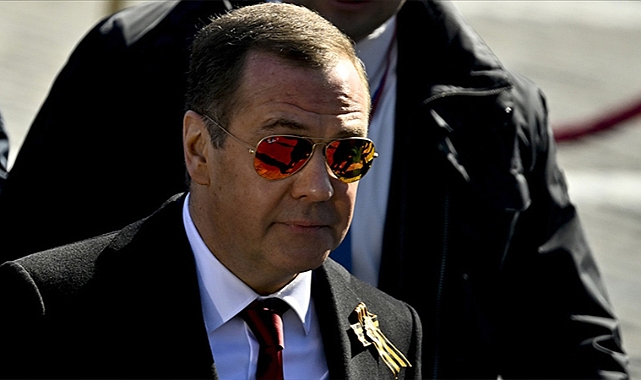 Rusya'dan Trump'a çağrı: 'Acele etmezse Grönland bize katılabilir'