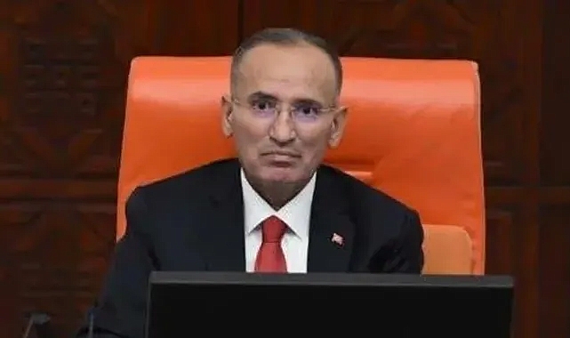 AK Parti'li Bozdağ, TBMM Başkanvekilliği Görevinden İstifa Etti